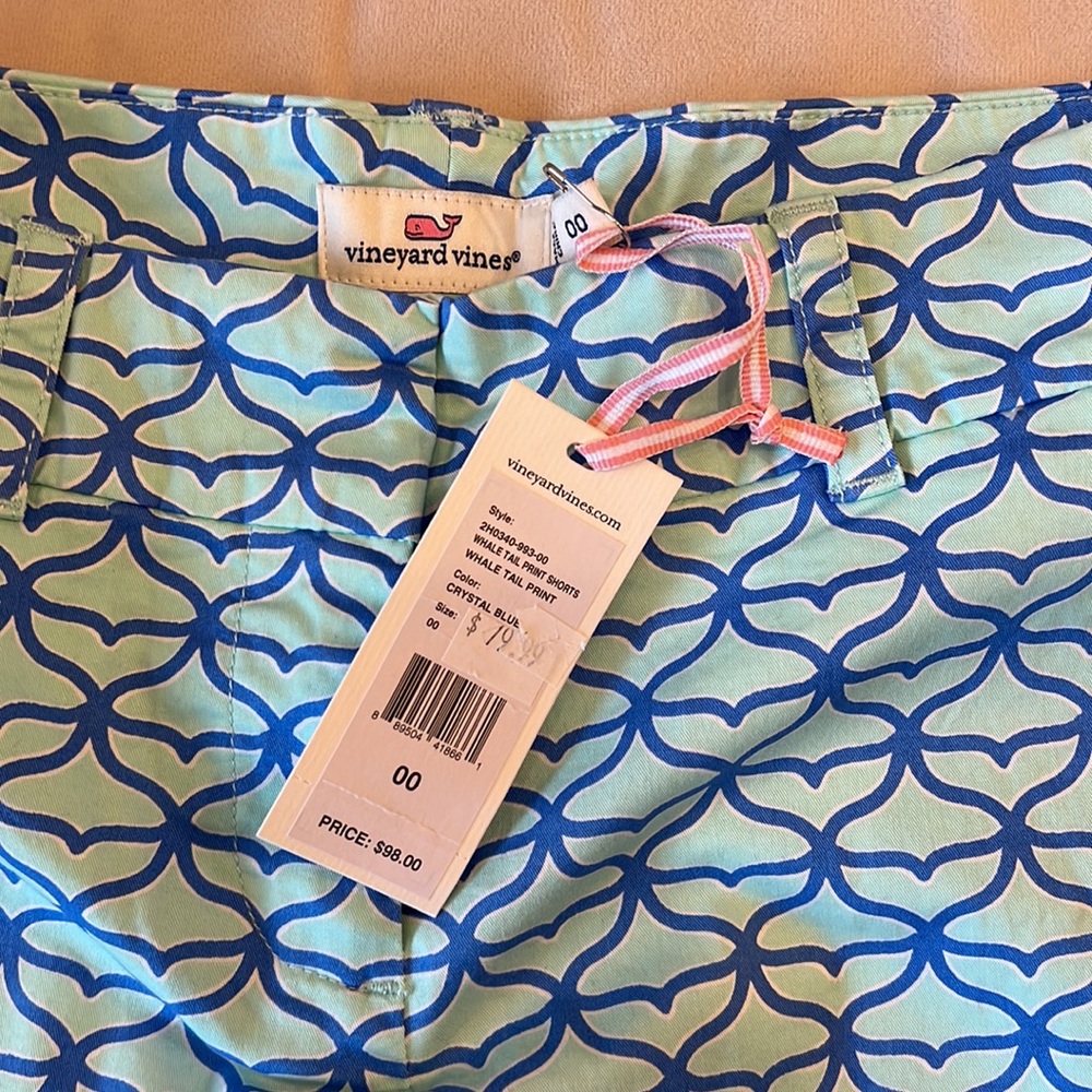 Vineyard Vines Shorts - Picture 5 of 7